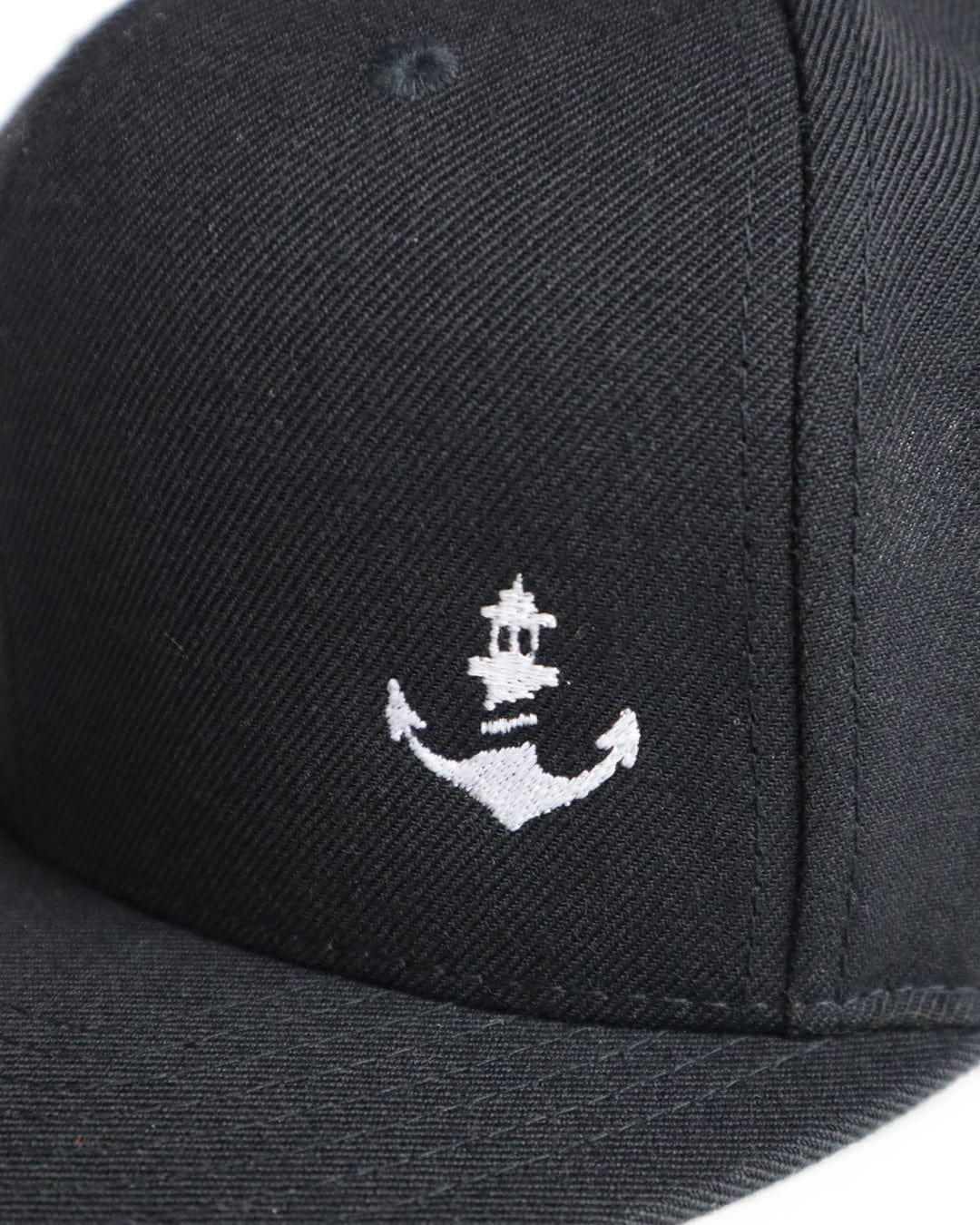 Logo Stitch Snapback Cap - Black/Black