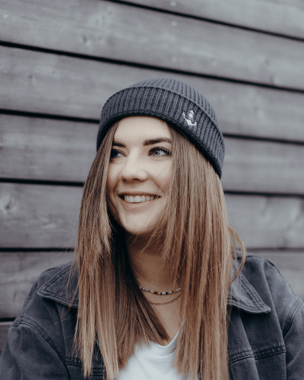 Logo Stitch Harbour Beanie